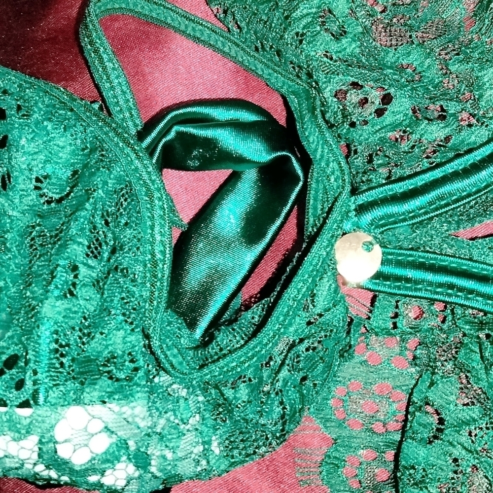 Sexy Green Lingerie - Picture 4 of 6